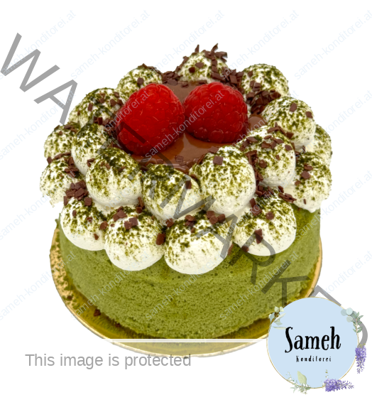 Matcha cheesecake Haselnuss Himbeere